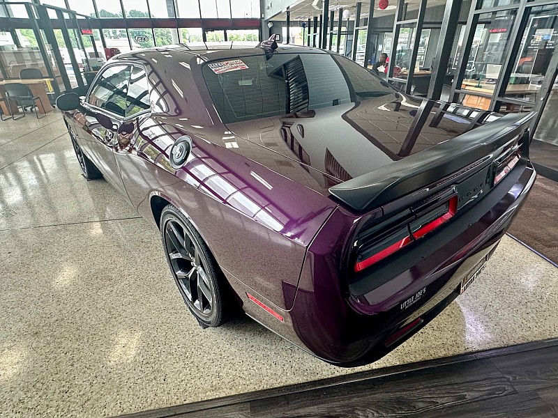 Used 2022 Dodge Challenger R/T with VIN 2C3CDZBT8NH137174 for sale in Chesapeake, VA